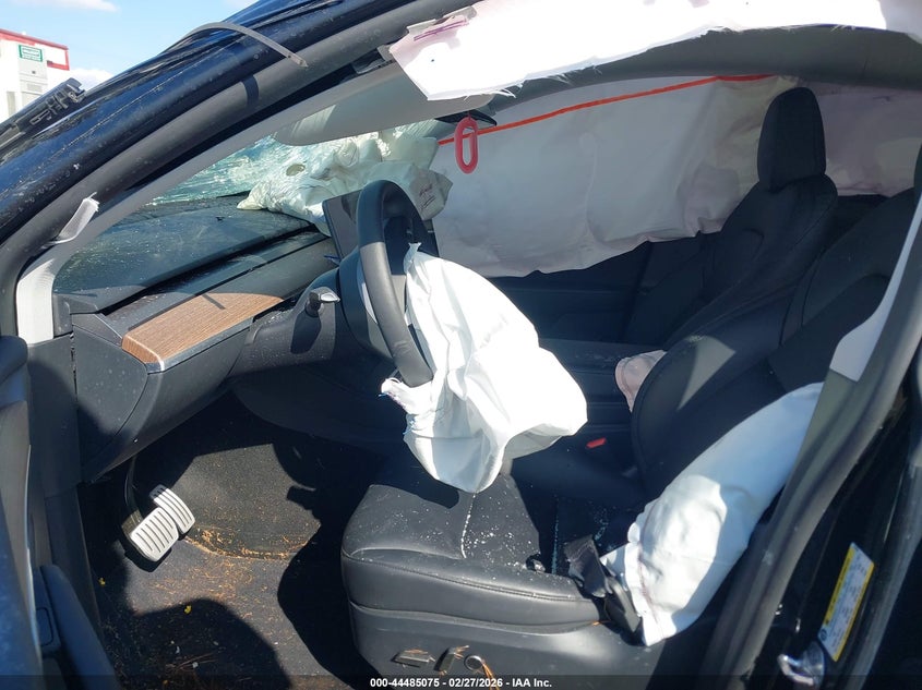 2025 Tesla Model Y Performance Dual Motor All-Wheel Drive