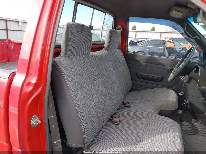 1994 Toyota Pickup 1/2 Ton Shrt Wheelbase/Dx VIN: JT4RN01P6R7070322 Lot: 44485141