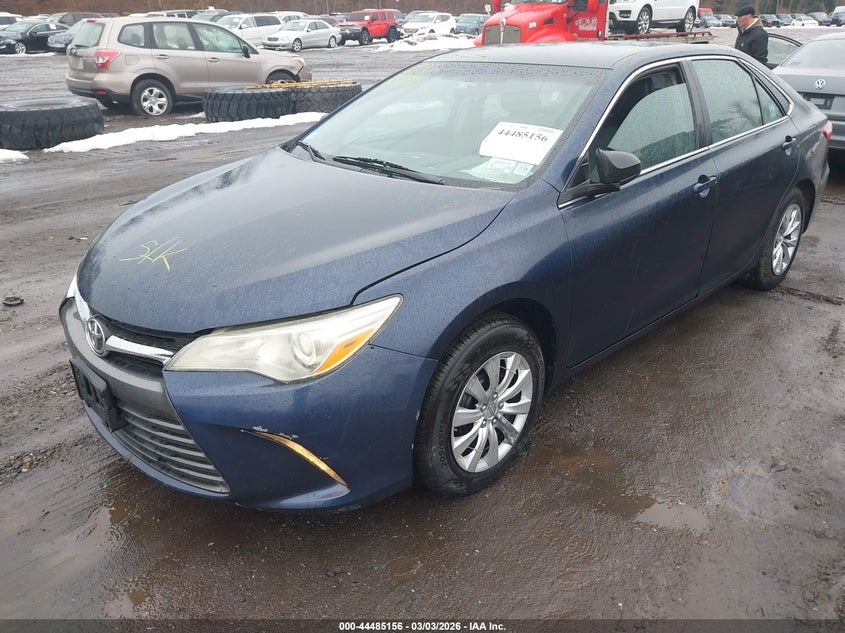 2016 Toyota Camry Le