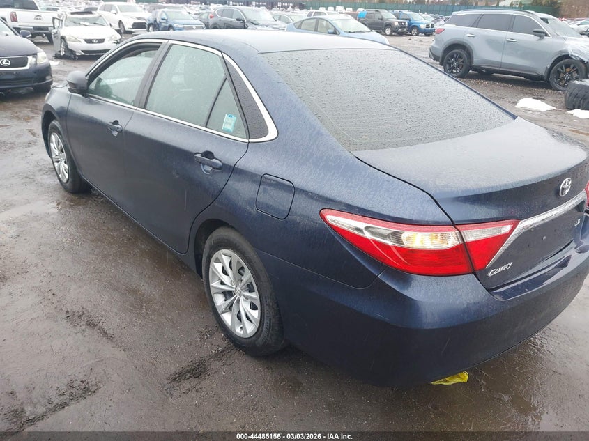 2016 Toyota Camry Le