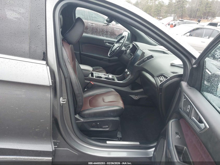 2021 Ford Edge Titanium