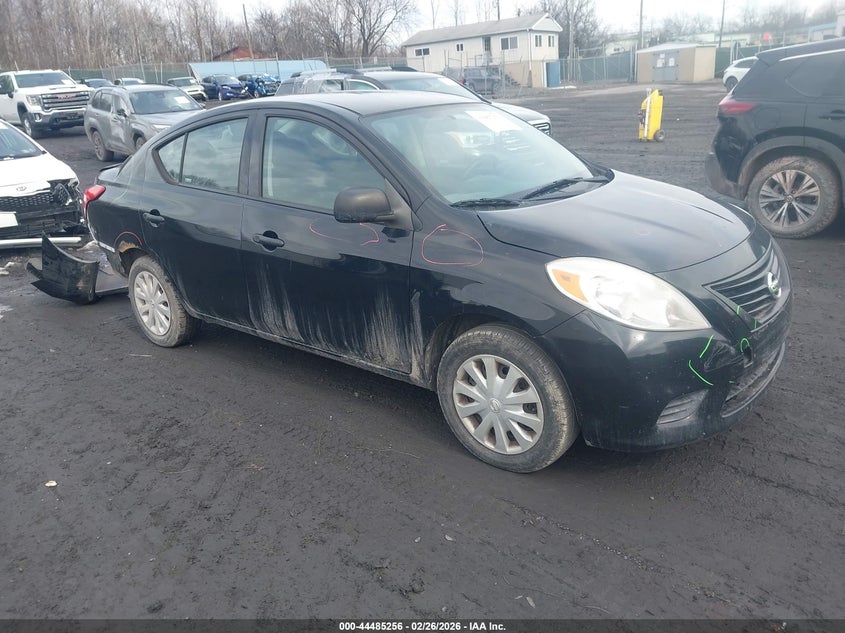 2013 Nissan Versa 1.6 S