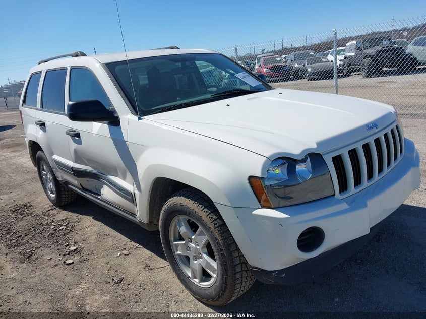 2005 Jeep Grand Cherokee Laredo