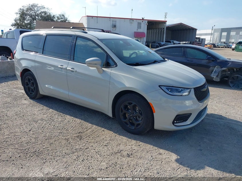 2021 Chrysler Pacifica Hybrid Limited