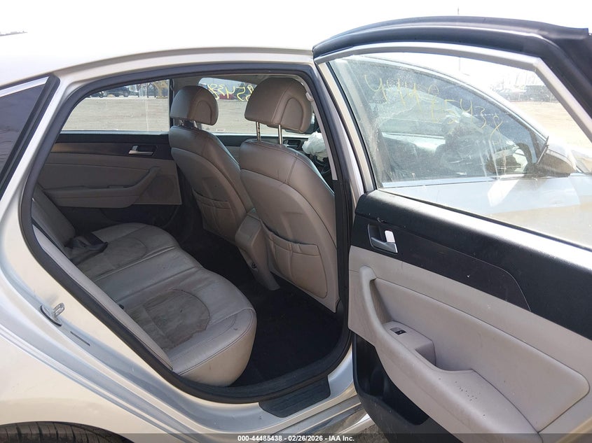 2015 HYUNDAI SONATA auction photo 8