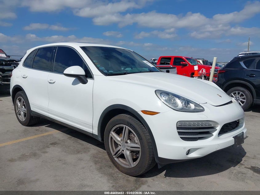 2014 Porsche Cayenne Platinum Edition
