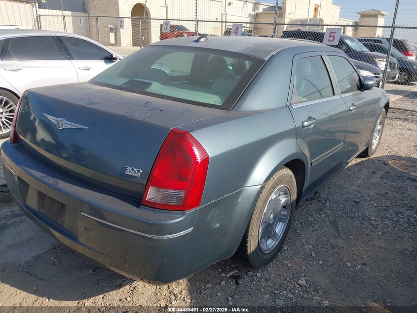2005 Chrysler 300 Touring
