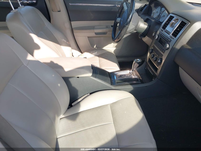 2005 Chrysler 300 Touring