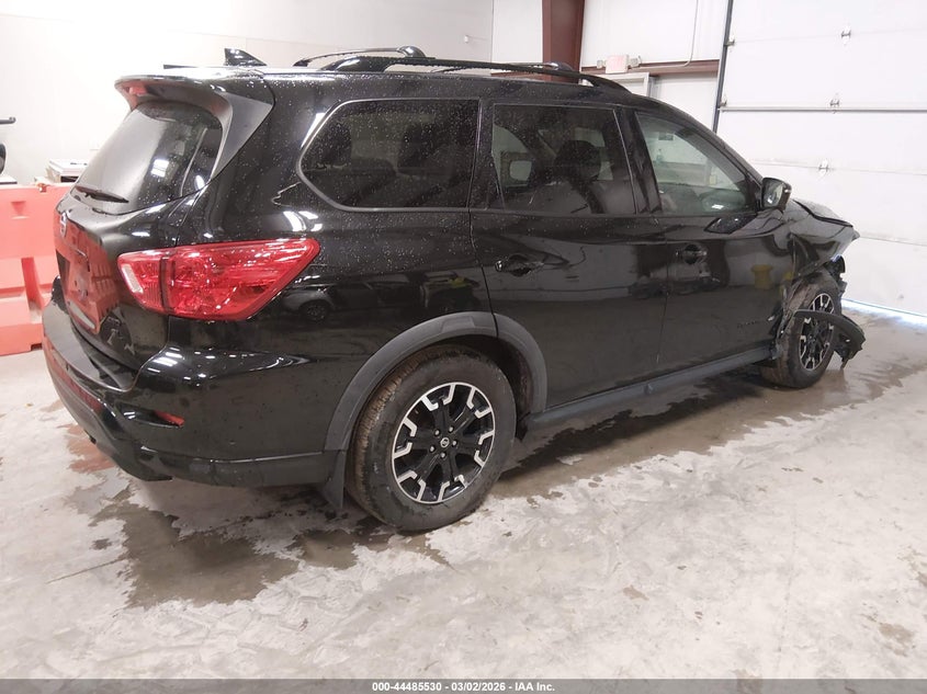 2019 Nissan Pathfinder Sl