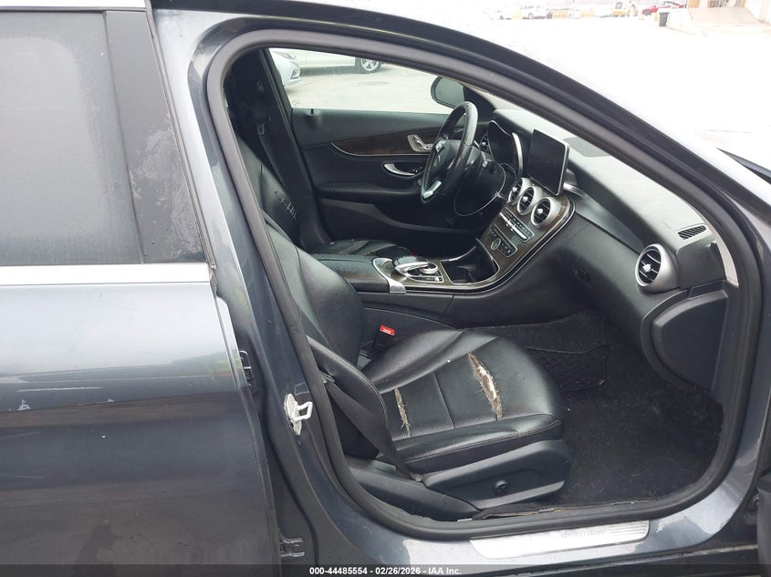 2015 Mercedes-Benz C 300