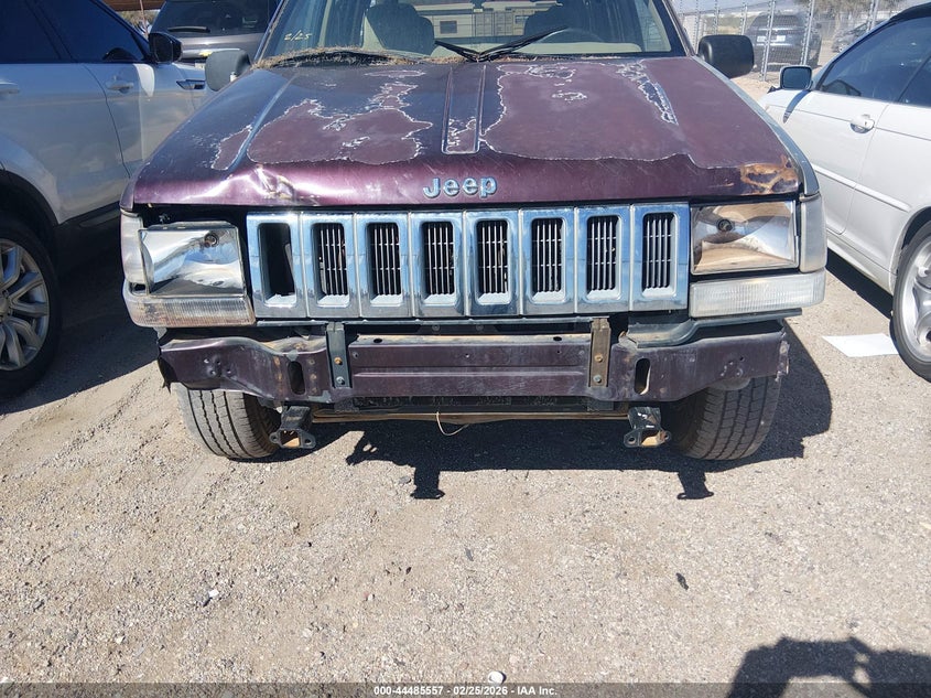1994 Jeep Grand Cherokee Laredo VIN: 1J4GZ58S3RC122588 Lot: 44485557