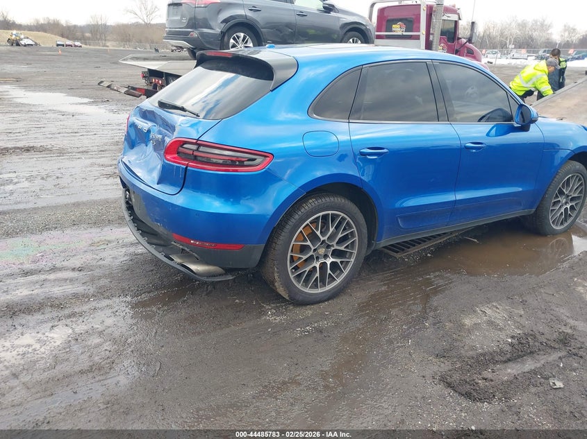 2016 Porsche Macan S