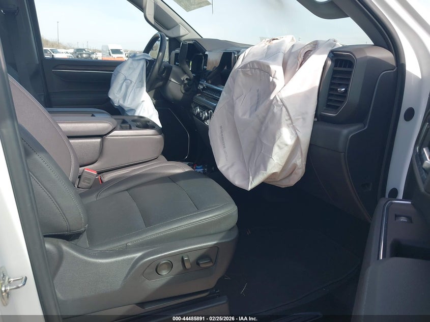 2025 GMC Sierra 1500 2Wd Short Box Slt