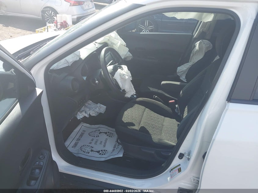 2021 Nissan Kicks S Xtronic Cvt