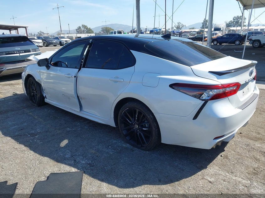 2021 Toyota Camry Xse Hybrid