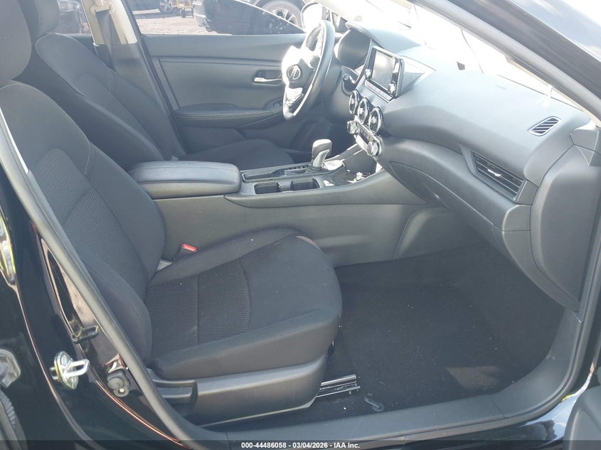 2022 Nissan Sentra S Xtronic Cvt