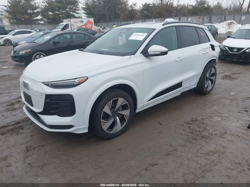 Vin: wa124bgf8sa015856, lot: 44982851, audi q6 e-tron premium plus quattro 20252