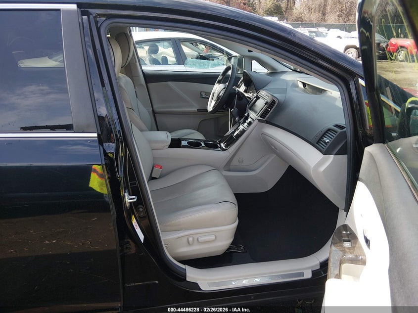 2014 Toyota Venza Limited V6