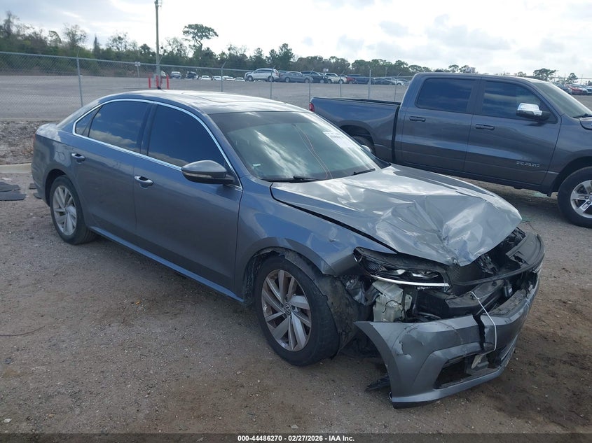 2018 Volkswagen Passat 2.0T Se