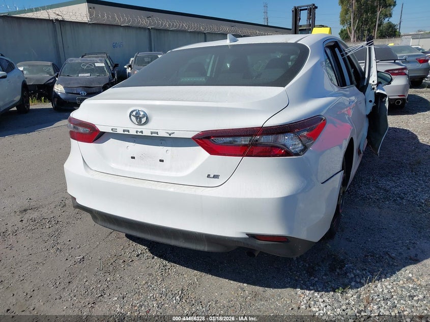 2021 Toyota Camry Le