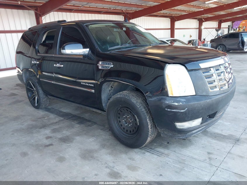 CADILLAC ESCALADE PREMIUM