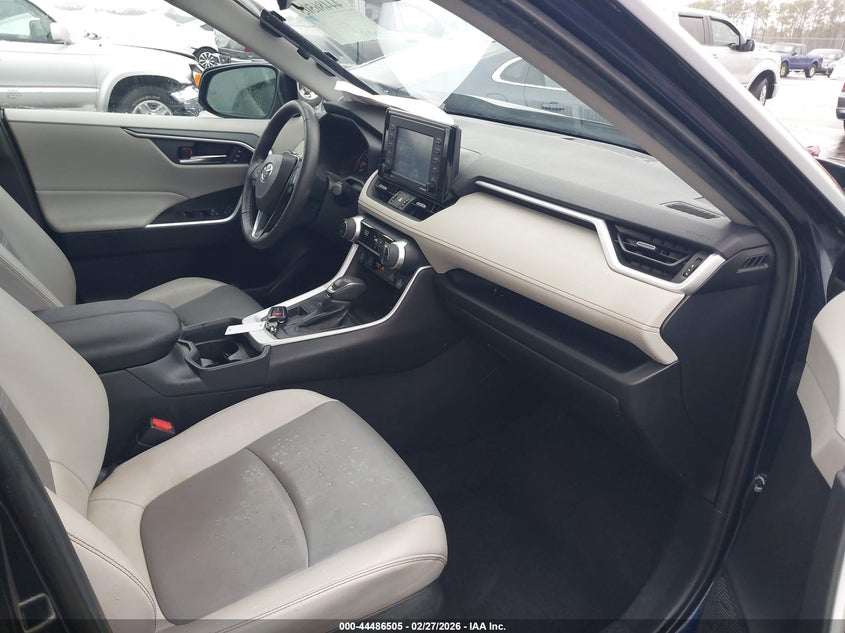 2020 Toyota Rav4 Xle Premium