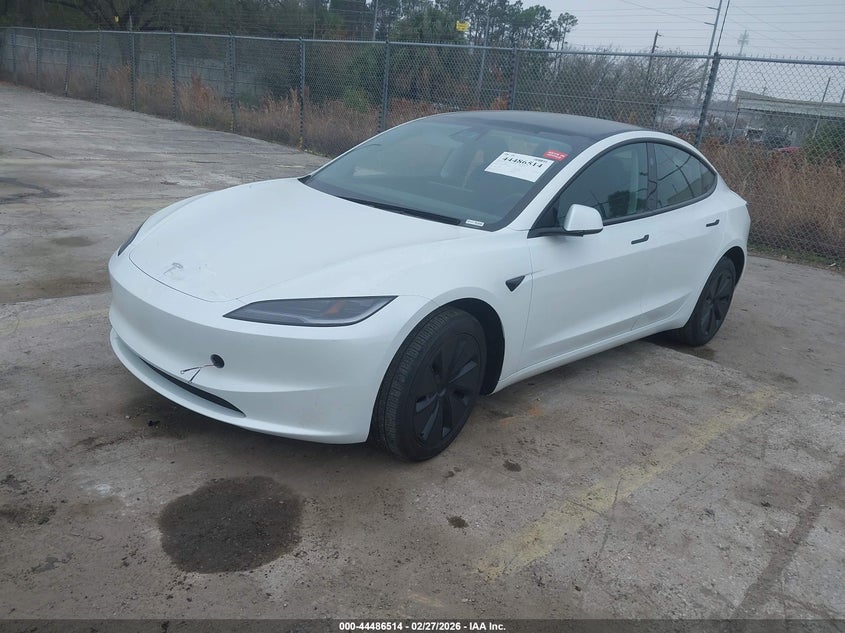 5YJ3E1EA8SF988090 2025 Tesla Model 3 Long Range Rear-Wheel Drive Standard Rear-Wheel Drive white