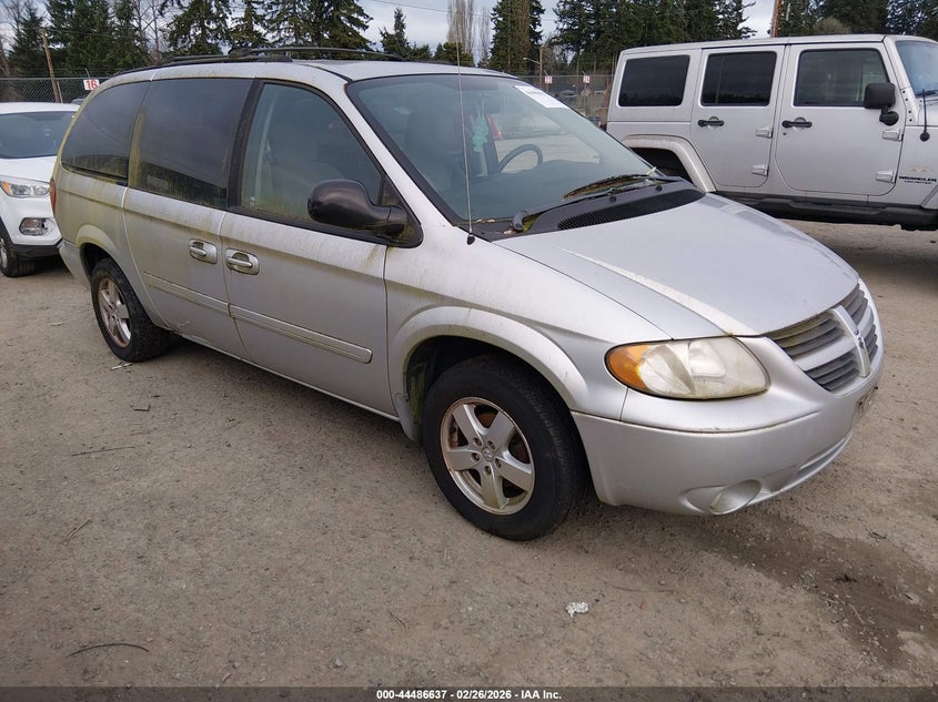 2005 Dodge Grand Caravan Sxt