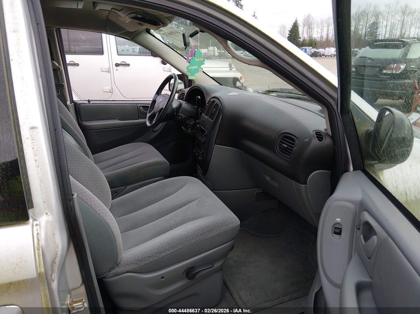 2005 Dodge Grand Caravan Sxt