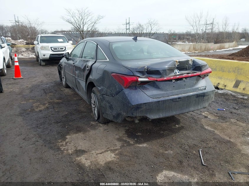 2021 Toyota Avalon Xle Hybrid