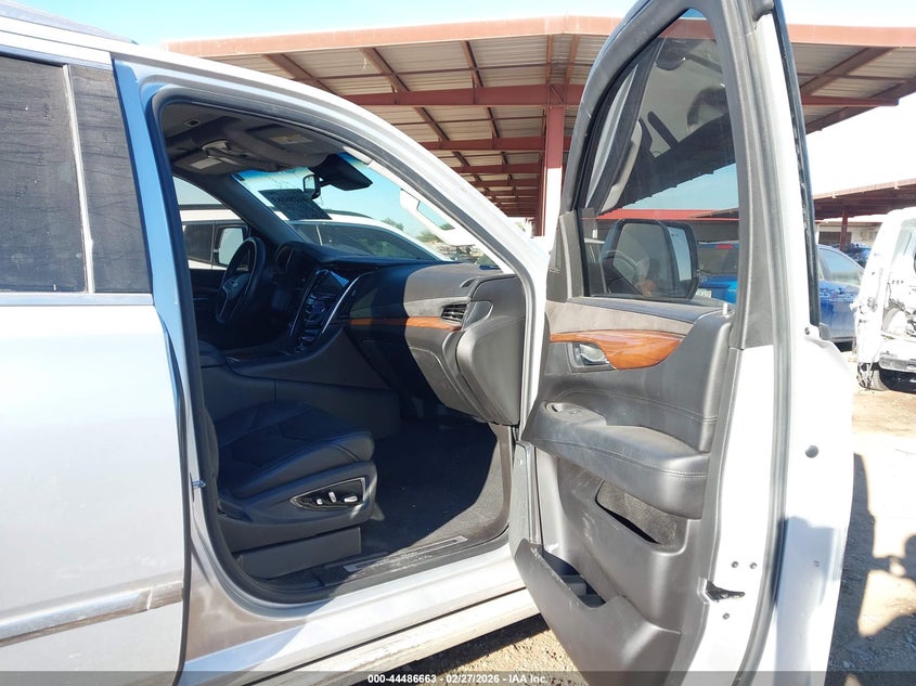 2016 Cadillac Escalade Esv Premium Collection