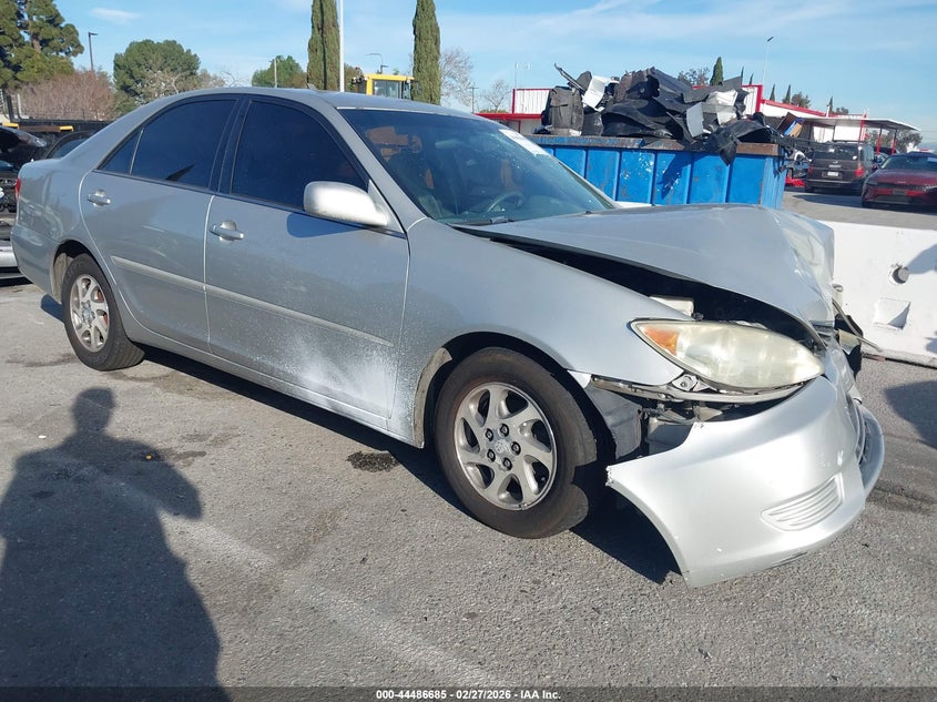 2005 Toyota Camry Le