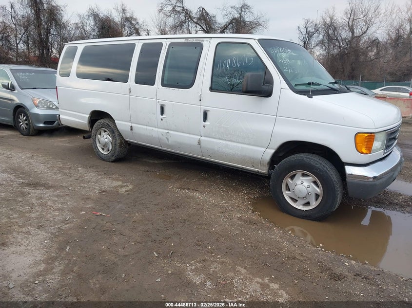 2005 Ford E-350 Super Duty Xl/Xlt