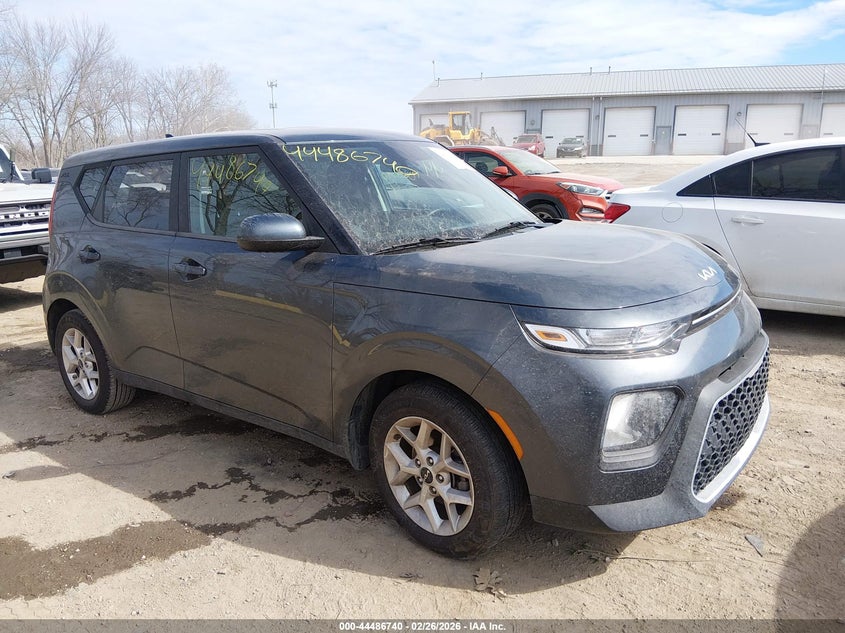 2022 Kia Soul Lx