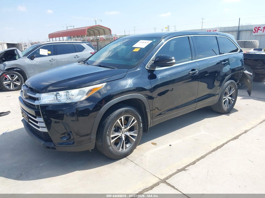2019 Toyota Highlander Le