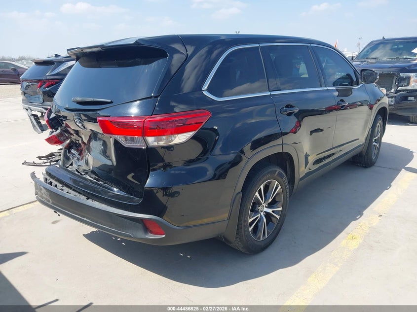 2019 Toyota Highlander Le