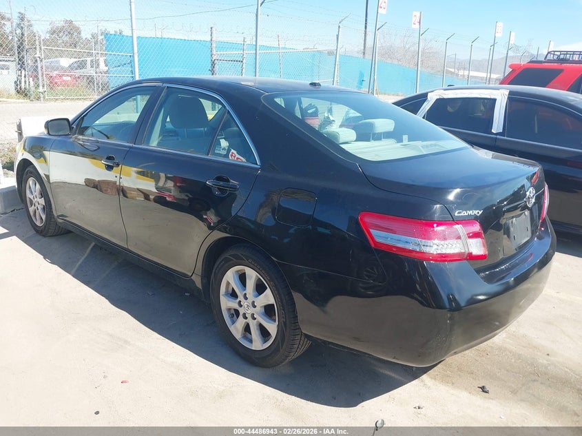 2010 Toyota Camry Le