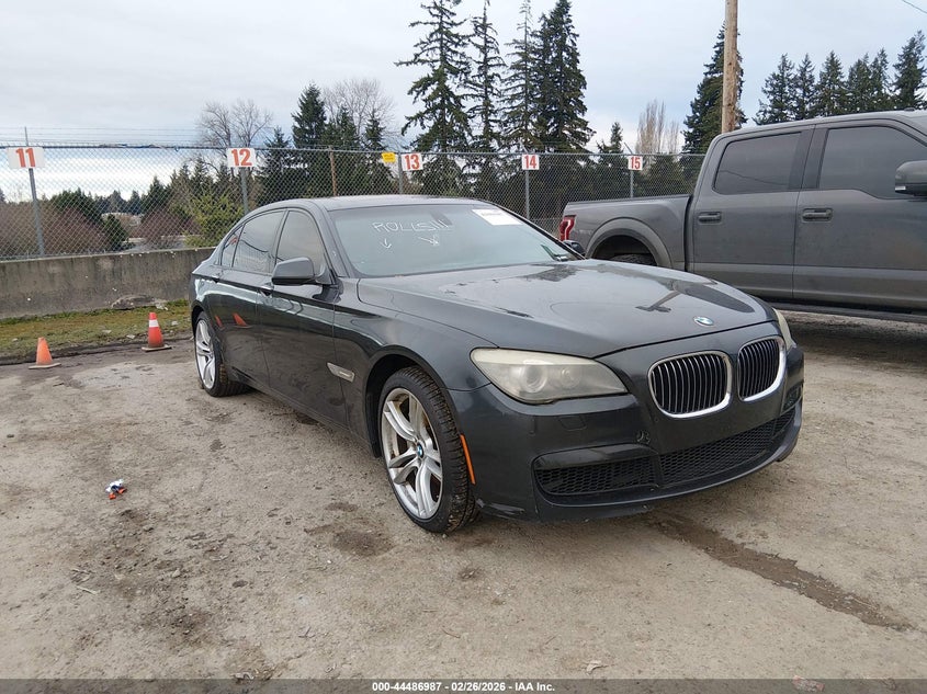 2012 BMW 740Li