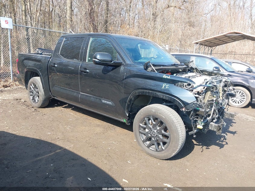 2024 TOYOTA TUNDRA HYBRID PLATINUM 4WD