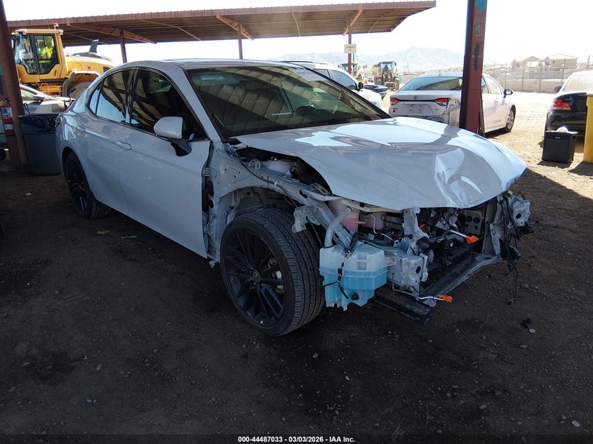 2024 Toyota Camry Hybrid Xse