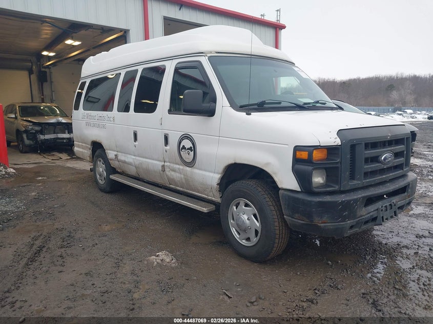 2013 Ford E-350 Super Duty Commercial