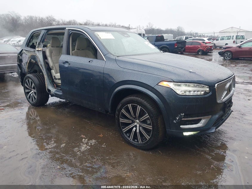 2025 Volvo Xc90 B6 Plus 7-Seater