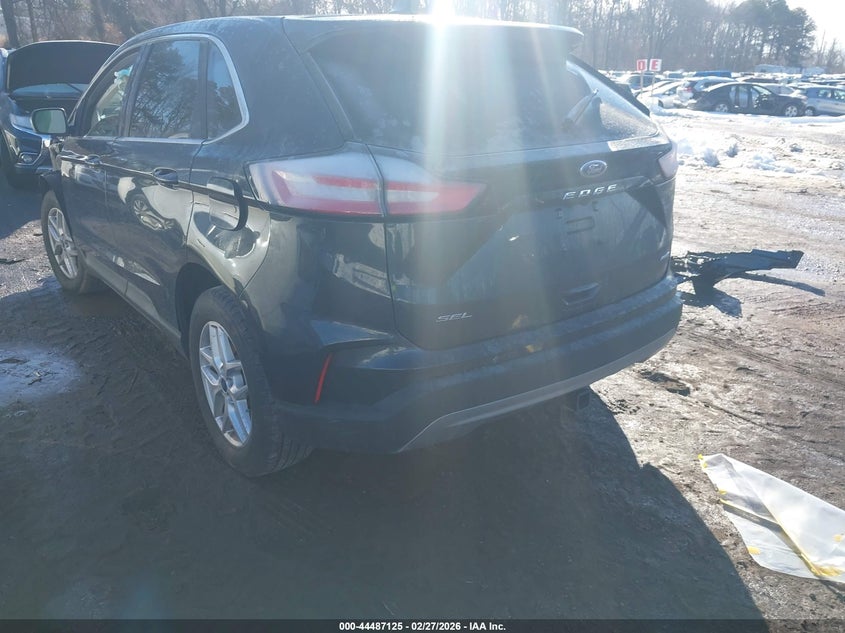 2022 Ford Edge Sel