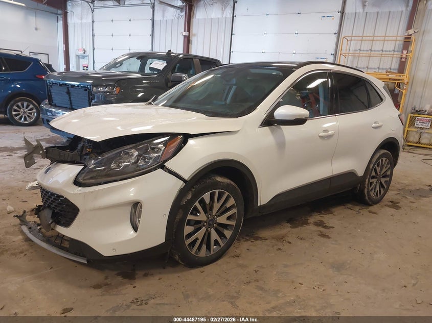 2020 Ford Escape Titanium