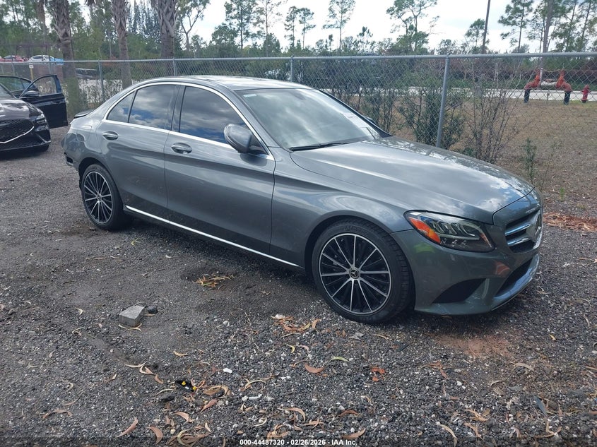 2019 Mercedes-Benz C 300