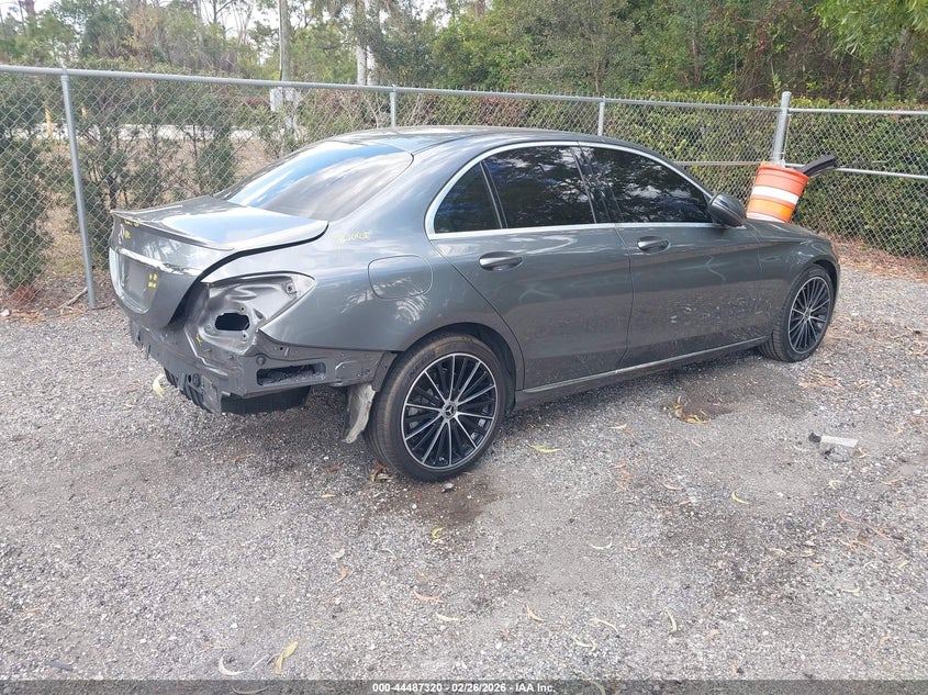 2019 Mercedes-Benz C 300