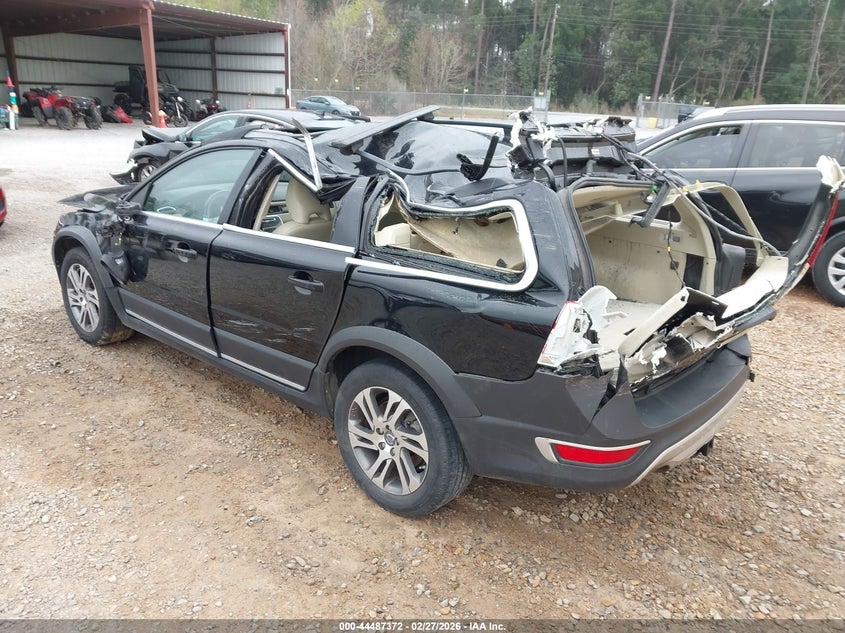 2015 VOLVO XC70 auction photo 3