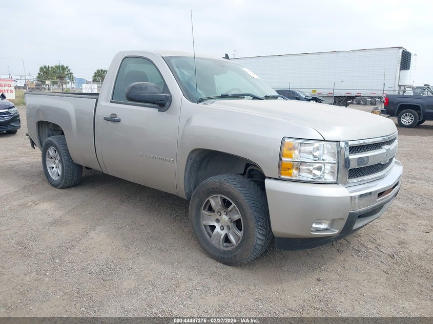 1GCEC14C48Z262991 2008 Chevrolet Silverado 1500 Work Truck auction photo 1