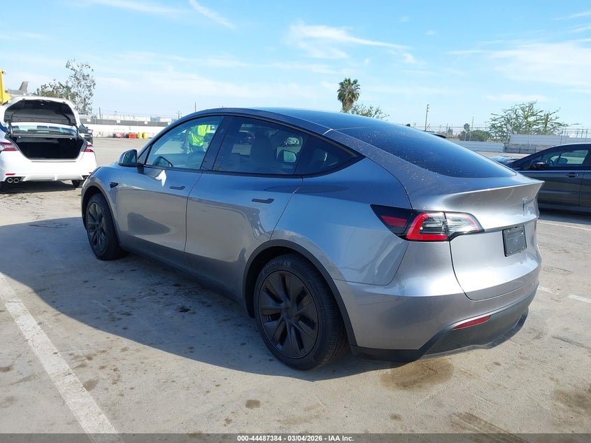 2025 Tesla Model Y Long Range Dual Motor Rear-Wheel Drive