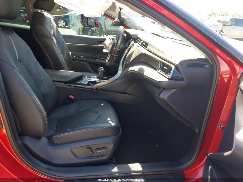 2020 Toyota Camry Xse